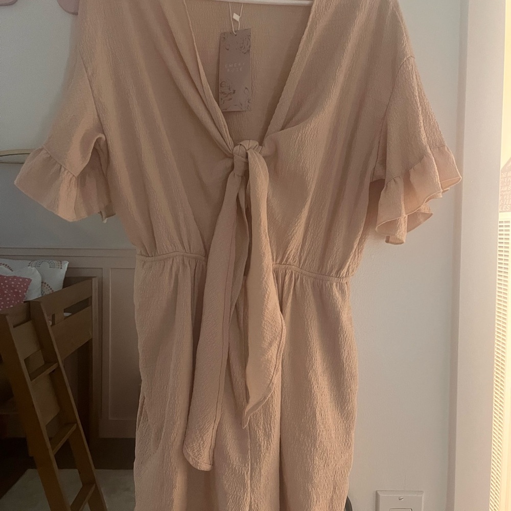 Chic Beige Tie-Front Mini Romper